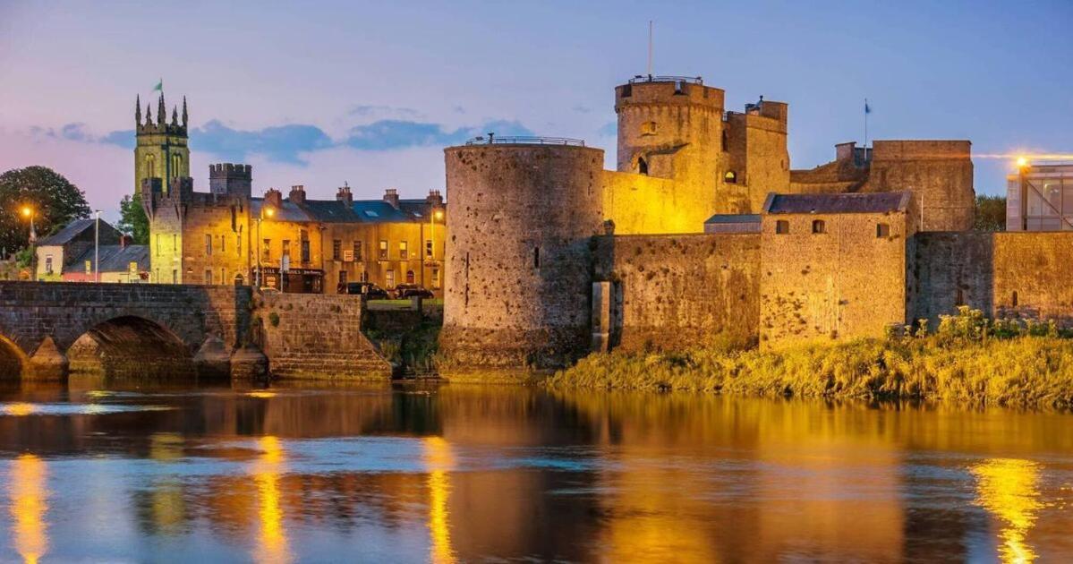 Castletroy Park Hotel Suites Limerick Bagian luar foto