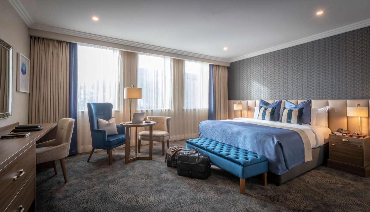 Castletroy Park Hotel Suites Limerick Bagian luar foto